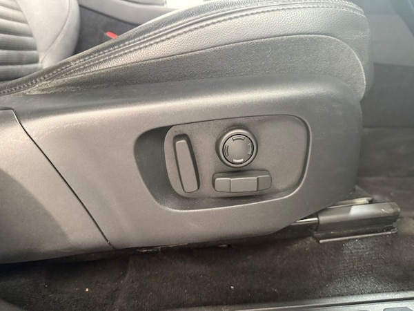 Used Land Rover Discovery Sport 2020 for sale - 74529305: Photo 31