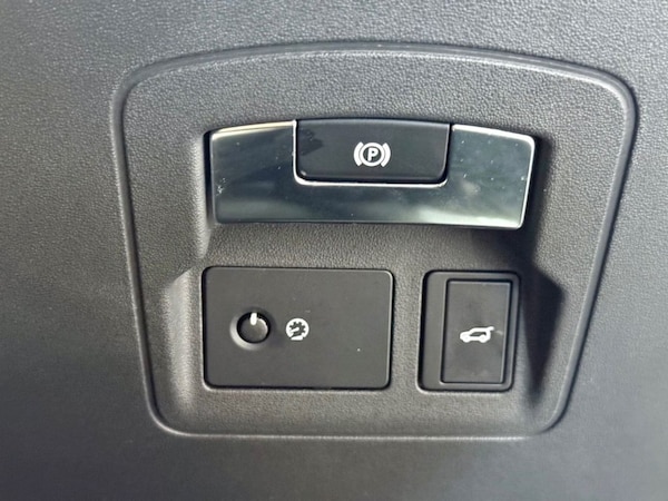Used Land Rover Range Rover Velar 2017 for sale - 76291404: Photo 18