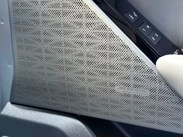 Used Land Rover Range Rover Velar 2017 for sale - 76291404: Photo 20