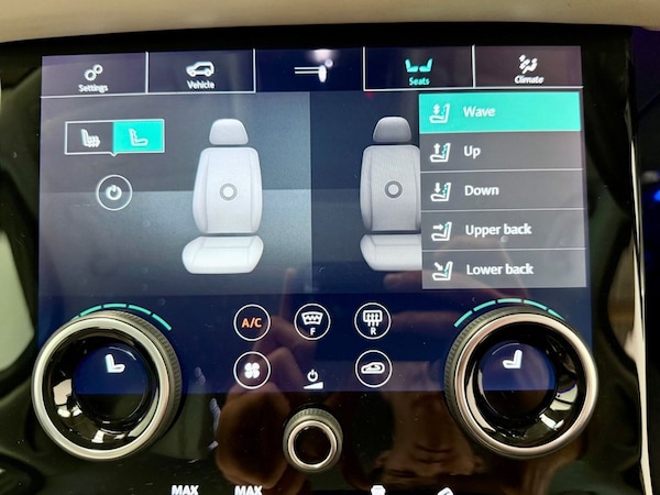 Used Land Rover Range Rover Velar 2017 for sale - 76291404: Photo 27