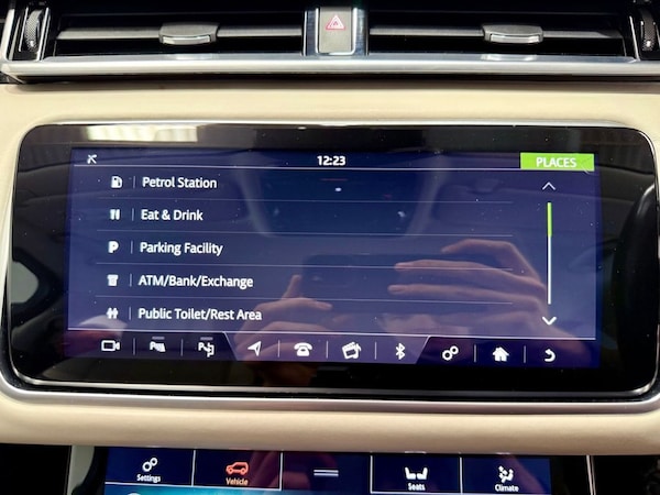 Used Land Rover Range Rover Velar 2017 for sale - 76291404: Photo 38