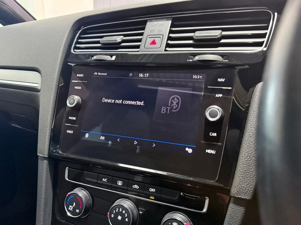 Used Volkswagen Golf 2019 for sale - 77850358: Photo 23