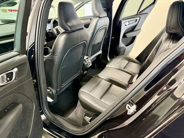 Used Volvo XC40 2020 for sale - 74709141: Photo 28