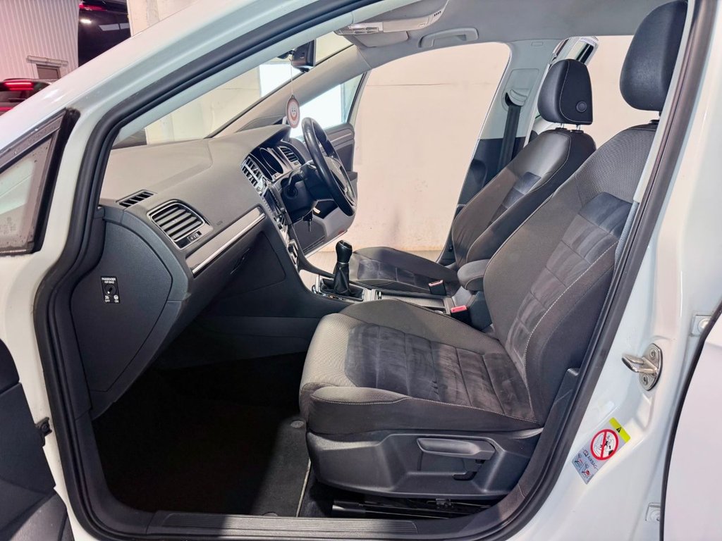 Used Volkswagen Golf 2014 for sale - 77263870: Photo 31