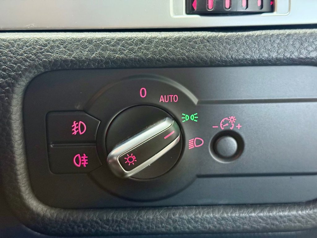 Used Volkswagen Touareg 2010 for sale - 76570581: Photo 18