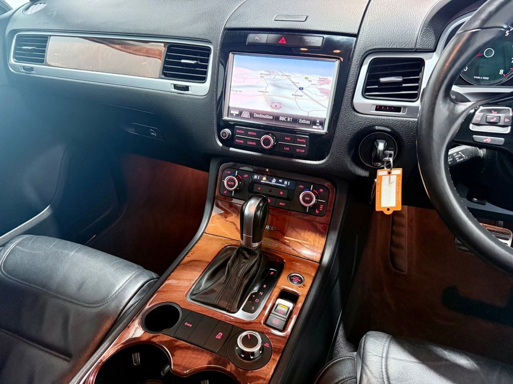 Used Volkswagen Touareg 2010 for sale - 76570581: Photo 23