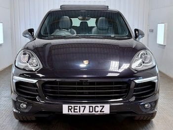 Used Porsche Cayenne 2017 for sale - 79422331: Photo
