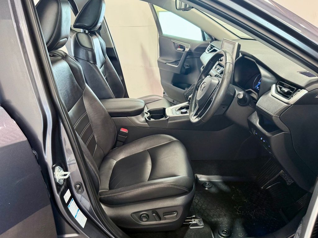 Used Toyota RAV4 2019 for sale - 75986209: Photo 34