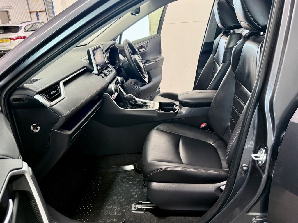 Used Toyota RAV4 2019 for sale - 75986209: Photo 36