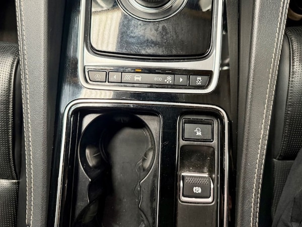Used Jaguar F-Pace 2019 for sale - 74443290: Photo 20