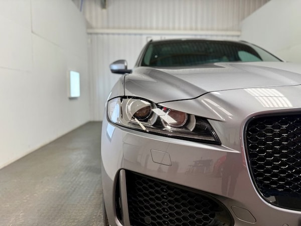 Used Jaguar F-Pace 2019 for sale - 74443290: Photo 37