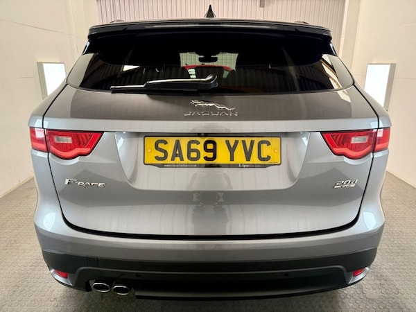 Used Jaguar F-Pace 2019 for sale - 74443290: Photo 6