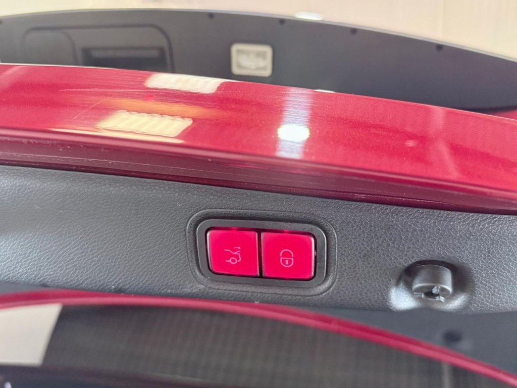 Used Mercedes-Benz E Class 2019 for sale - 78153846: Photo 35