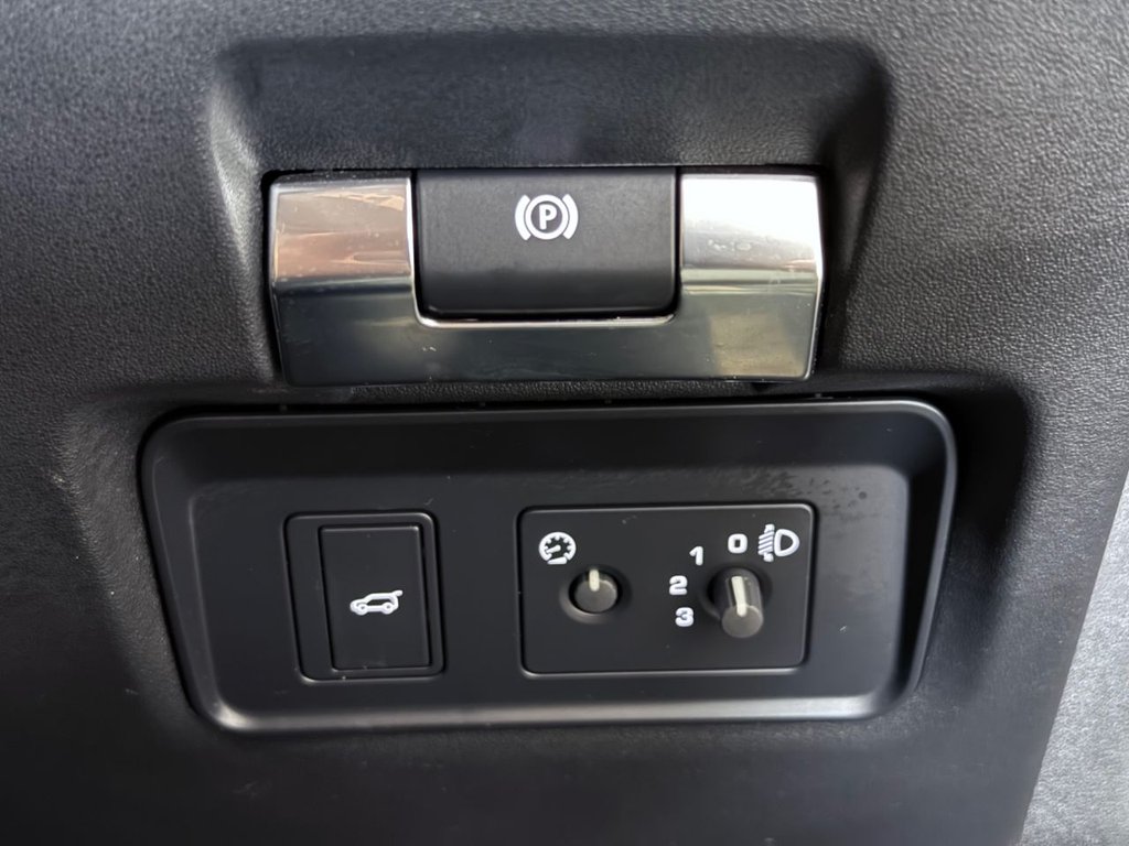 Used Land Rover Discovery Sport 2020 for sale - 76883306: Photo 17