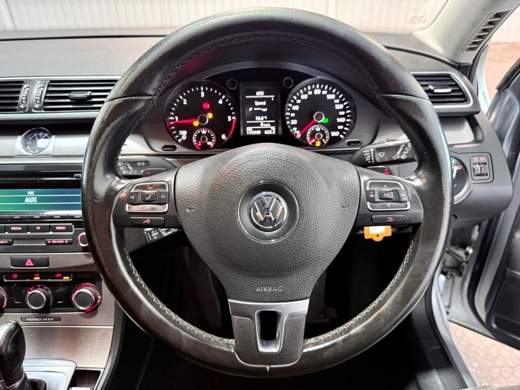 Used Volkswagen Passat 2012 for sale - 76481514: Photo 11