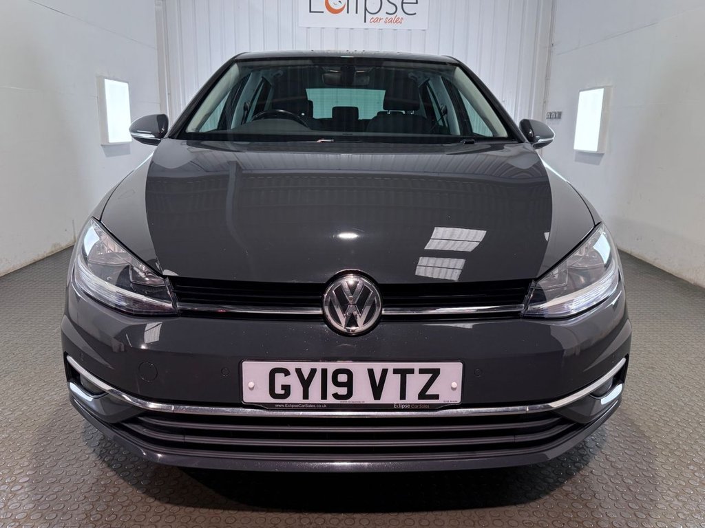 Used Volkswagen Golf 2019 for sale - 76883365: Photo 2