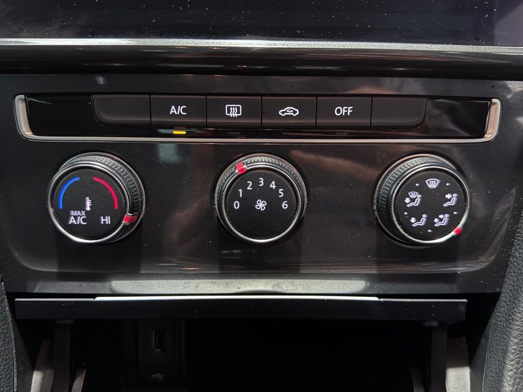 Used Volkswagen Golf 2019 for sale - 76883365: Photo 25