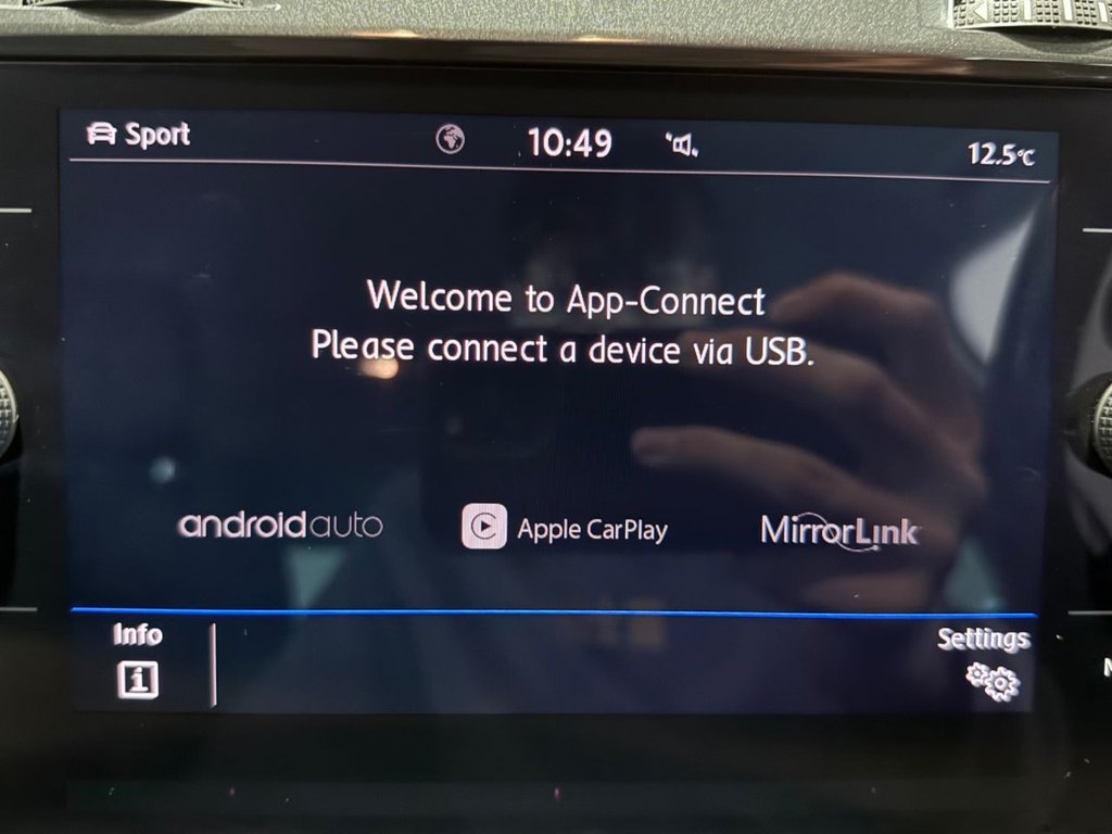 Used Volkswagen Golf 2019 for sale - 76883365: Photo 32