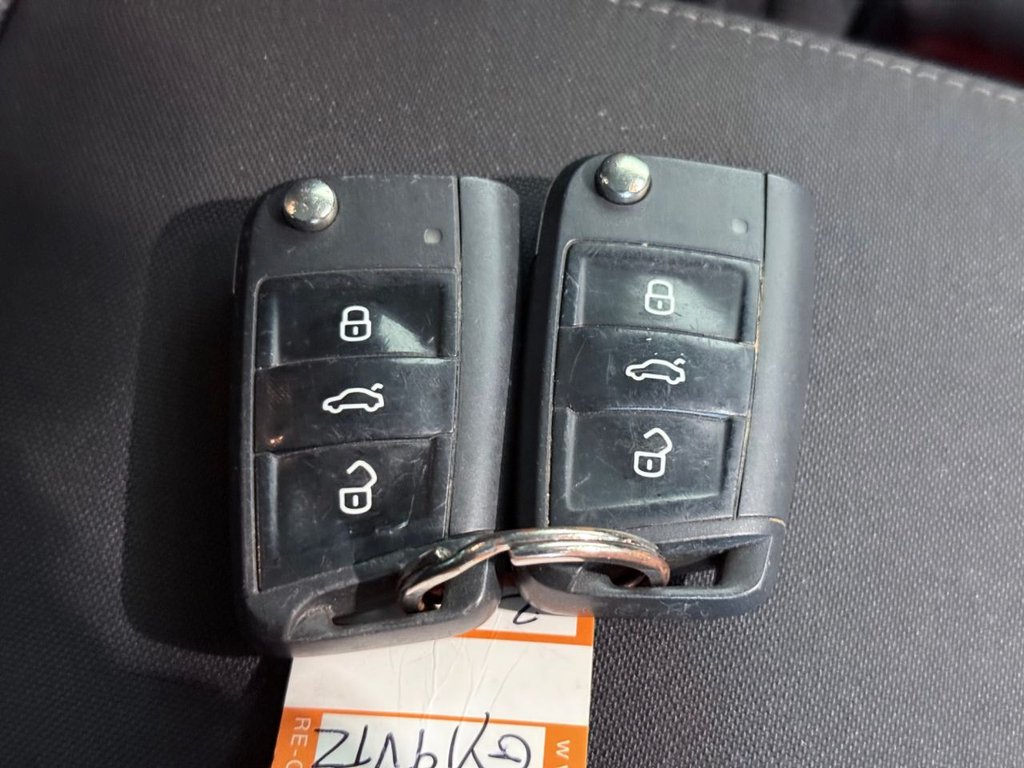 Used Volkswagen Golf 2019 for sale - 76883365: Photo 45