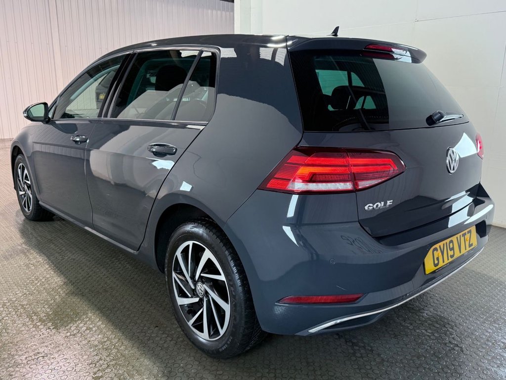 Used Volkswagen Golf 2019 for sale - 76883365: Photo 5