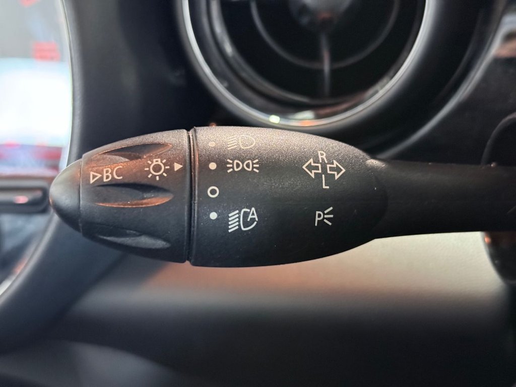 Used MINI Convertible 2014 for sale - 76840808: Photo 24