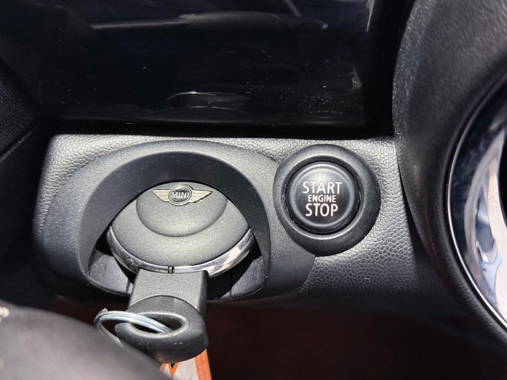 Used MINI Convertible 2014 for sale - 76840808: Photo 26