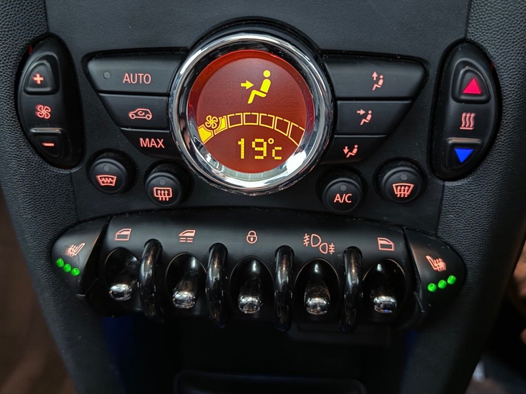 Used MINI Convertible 2014 for sale - 76840808: Photo 31