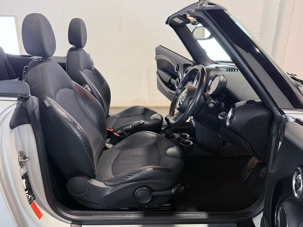 Used MINI Convertible 2014 for sale - 76840808: Photo 40