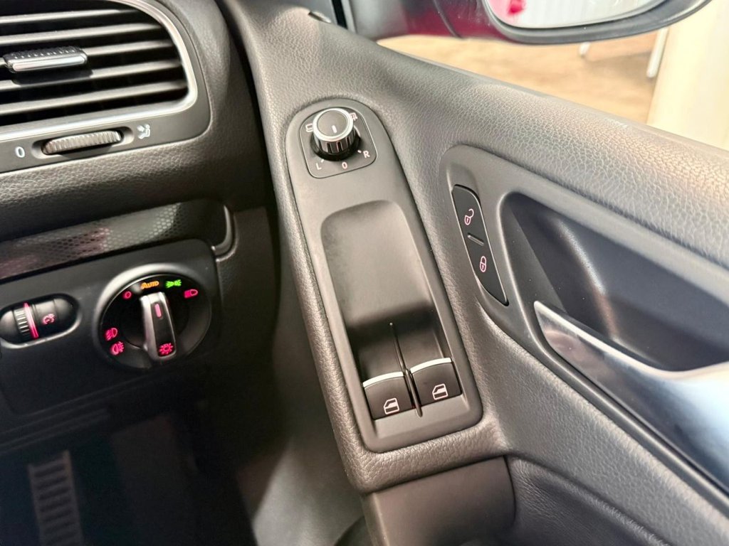 Used Volkswagen Golf 2012 for sale - 77805843: Photo 23