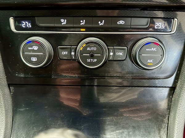 Used Volkswagen Golf 2013 for sale - 76291425: Photo 25