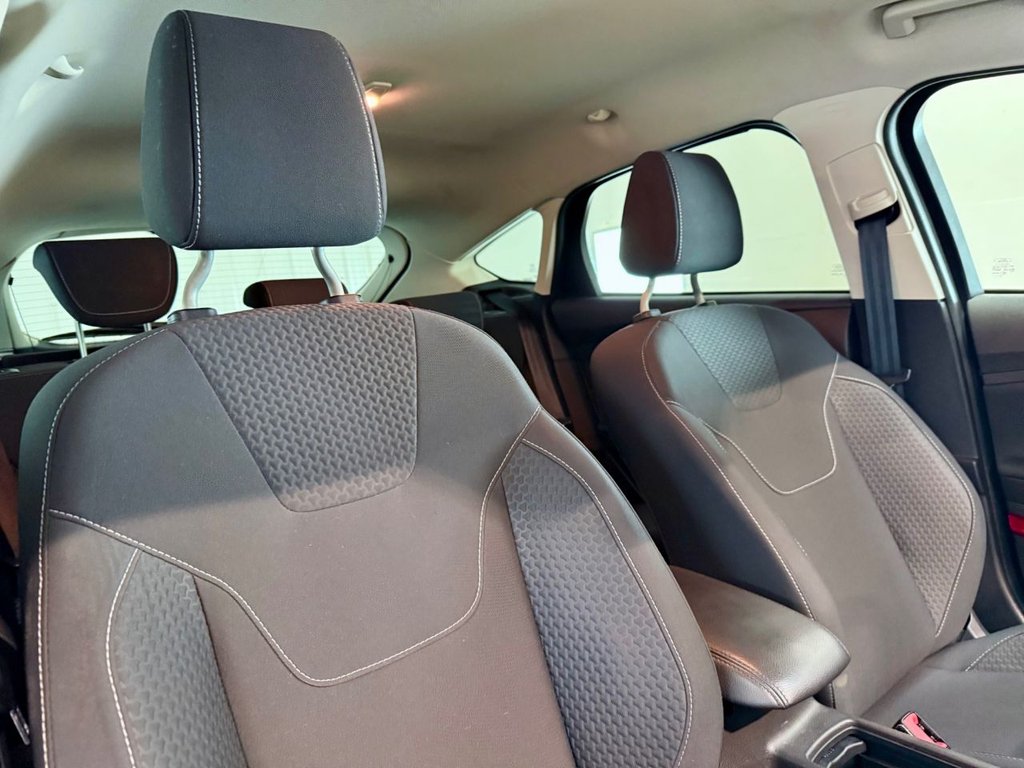 Used Ford Focus 2015 for sale - 76367809: Photo 10