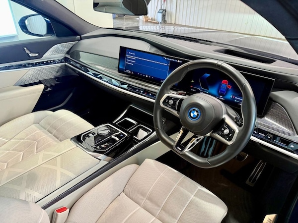 Used BMW i7 2023 for sale - 75286904: Photo 12