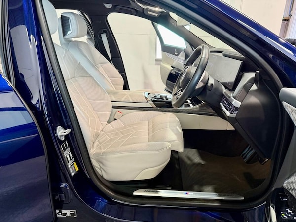 Used BMW i7 2023 for sale - 75286904: Photo 41