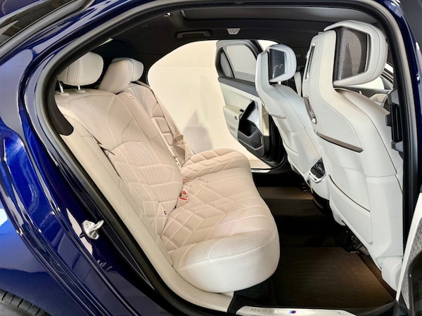 Used BMW i7 2023 for sale - 75286904: Photo 42