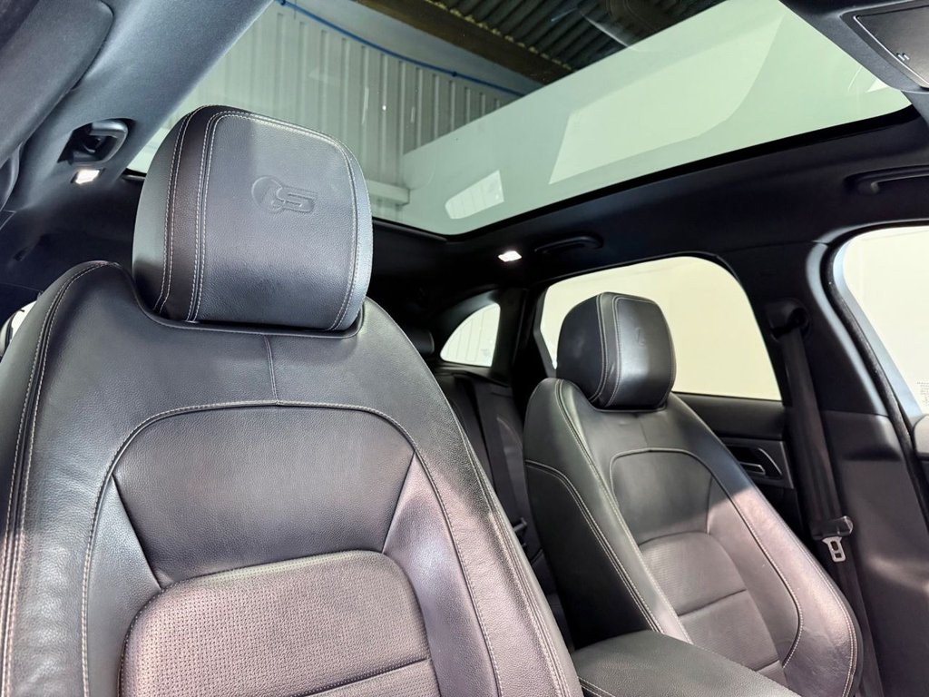 Used Jaguar F-Pace 2016 for sale - 76655362: Photo 10