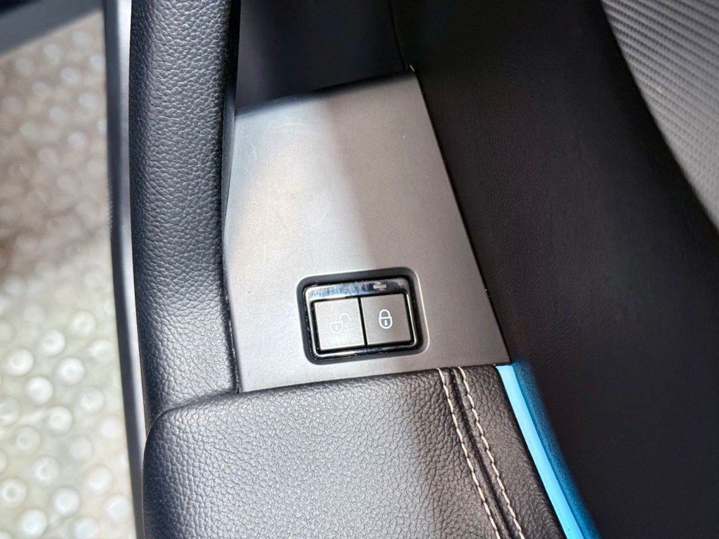 Used Jaguar F-Pace 2016 for sale - 76655362: Photo 21