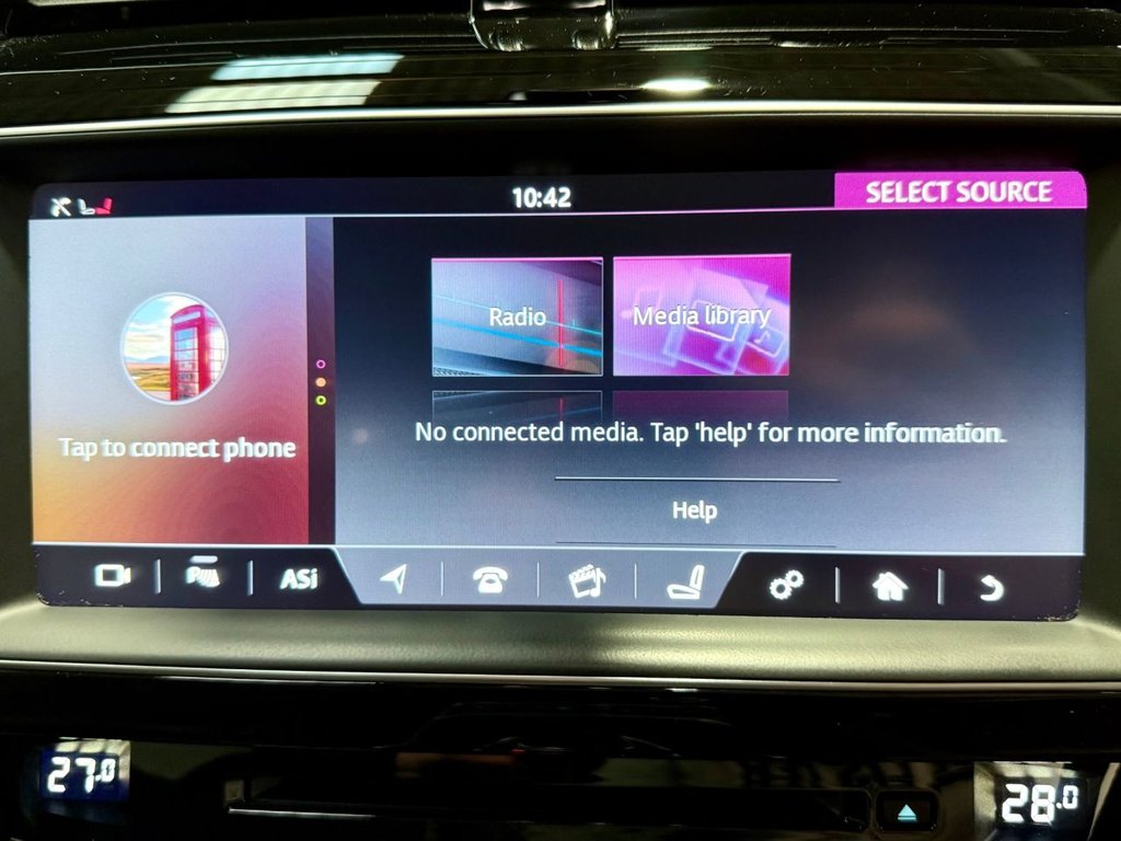 Used Jaguar F-Pace 2016 for sale - 76655362: Photo 31