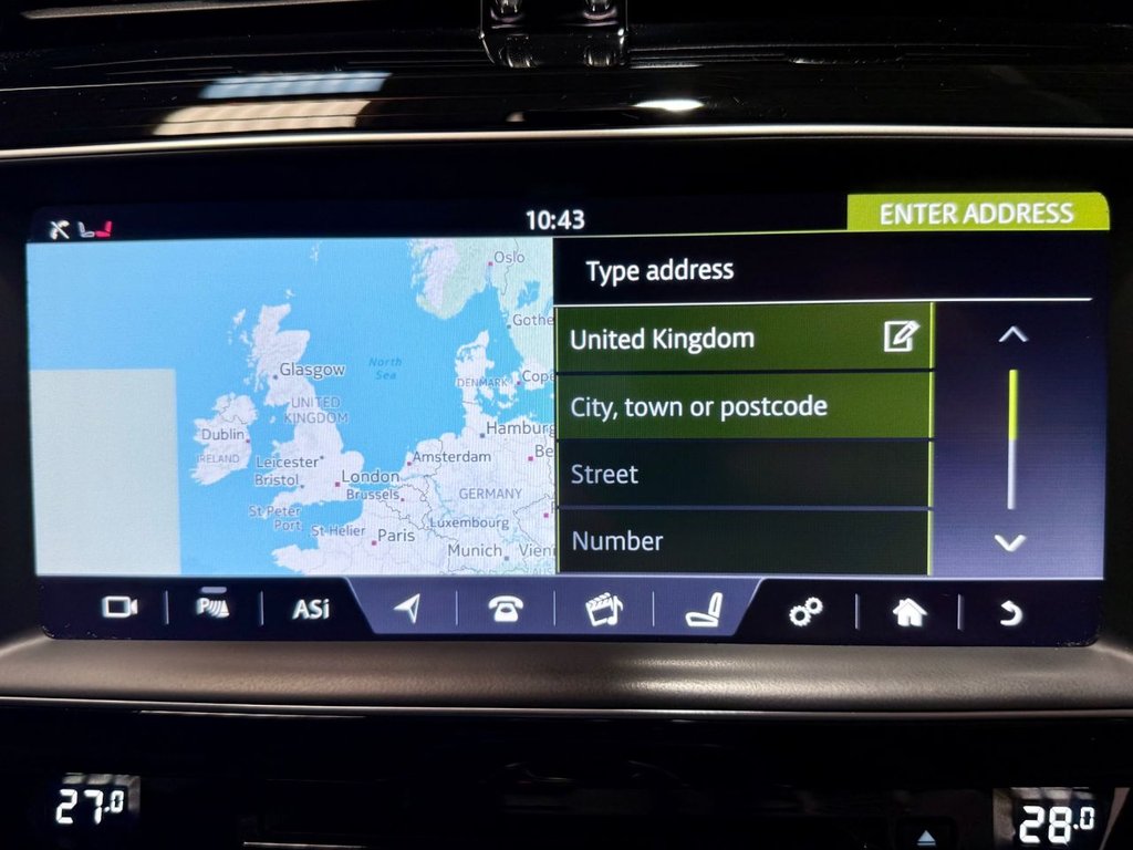 Used Jaguar F-Pace 2016 for sale - 76655362: Photo 37