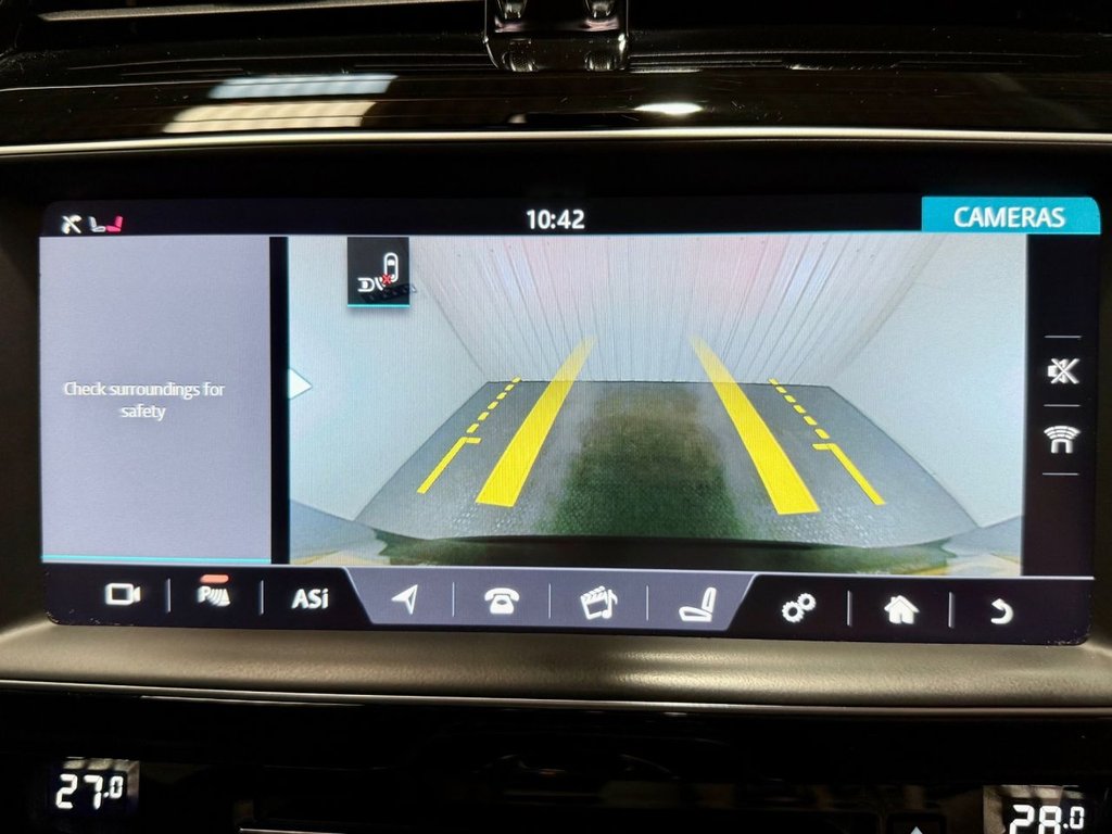 Used Jaguar F-Pace 2016 for sale - 76655362: Photo 43