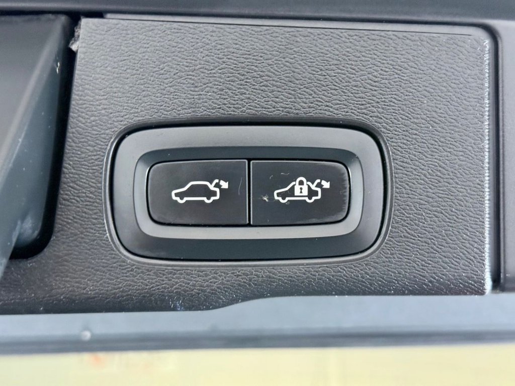 Used Volvo XC60 2020 for sale - 76356504: Photo 46