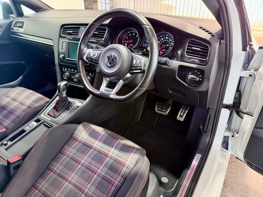 Used Volkswagen Golf 2017 for sale - 77356036: Photo 11