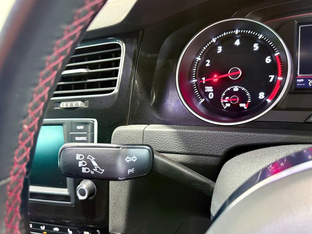 Used Volkswagen Golf 2017 for sale - 77356036: Photo 14