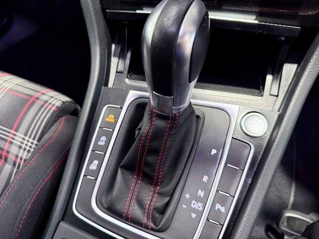 Used Volkswagen Golf 2017 for sale - 77356036: Photo 18