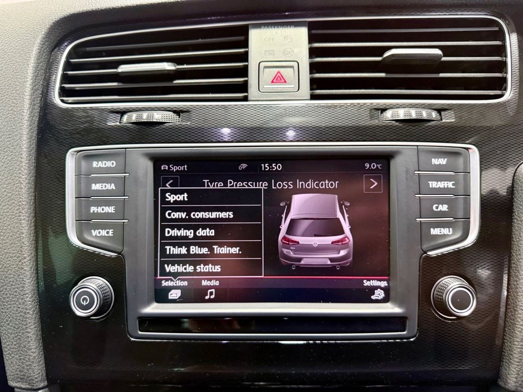 Used Volkswagen Golf 2017 for sale - 77356036: Photo 31