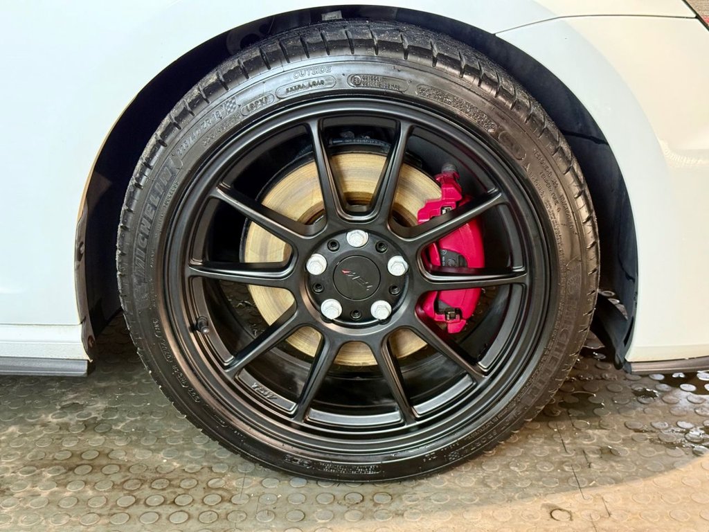 Used Volkswagen Golf 2017 for sale - 77356036: Photo 33