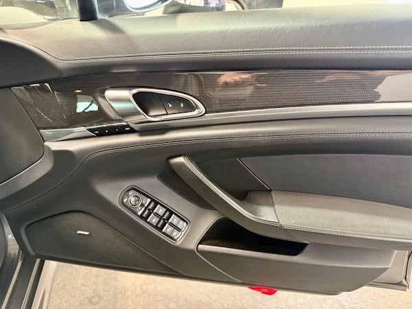 Used Porsche Panamera 2015 for sale - 75171009: Photo 33