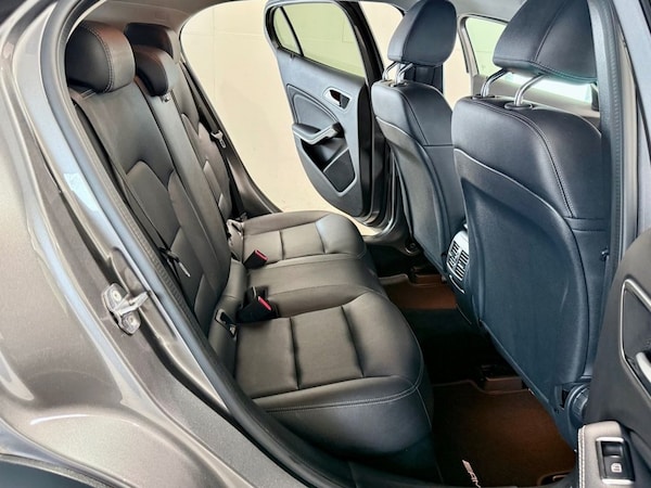 Used Mercedes-Benz GLA 2018 for sale - 76203314: Photo 42