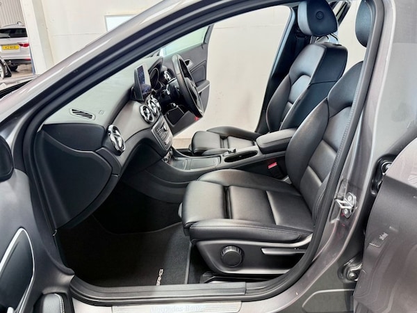 Used Mercedes-Benz GLA 2018 for sale - 76203314: Photo 43