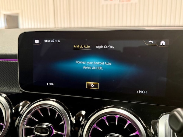 Used Mercedes-Benz GLB 2023 for sale - 74223400: Photo 30