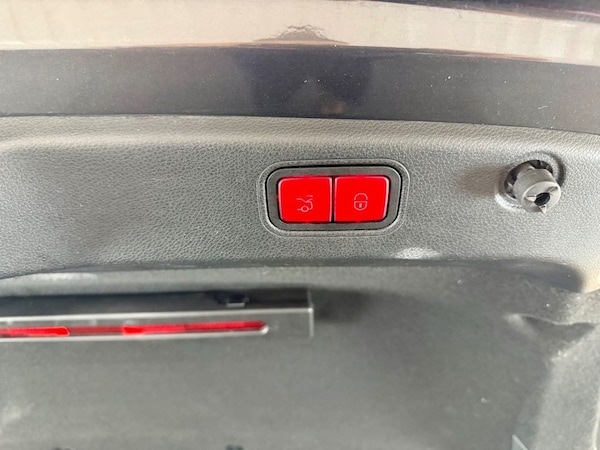Used Mercedes-Benz CLS 2018 for sale - 75572970: Photo 32